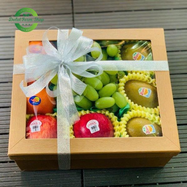 hop_qua_trai_cay_vuong_ht1